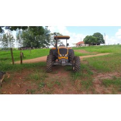 Trator Valtra A850R com redutor