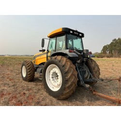 Trator Valtra bh 205i