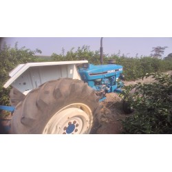 Trator Ford 4610 ano 85