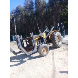 Trator Valmite 65 id  Com 4 pneus novos  Com berço florestal Revisado único dono  Pronto para trabalhar  Ano 80  Valor 70 mil