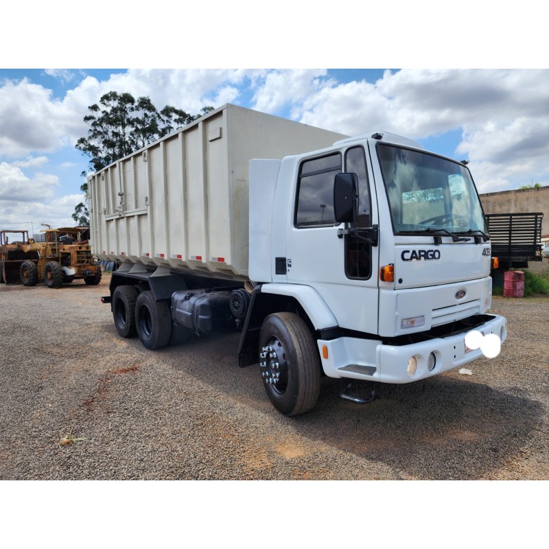 Caminhão Ford cargo  4030 ano 2000 casamba agrícola 25 metros cúbicos valor 180mil