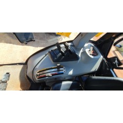 Trator Massey Ferguson  3307 ano 2022 com gabini original com  Redutor único dono  Valor 240 mil