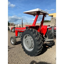 Trator agrícola