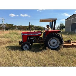 Trator 275 agrícola
