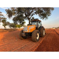 Trator bh 165