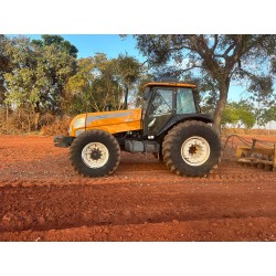 Trator bh 165