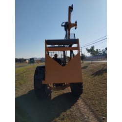 Trator 290 podadeira