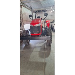 Trator 4707 agrícola