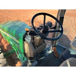 Trator 7715