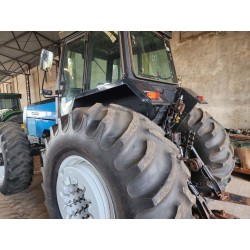 Trator Valtra bh 160
