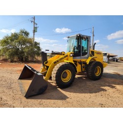 Pá carregadeira w 130 New holland